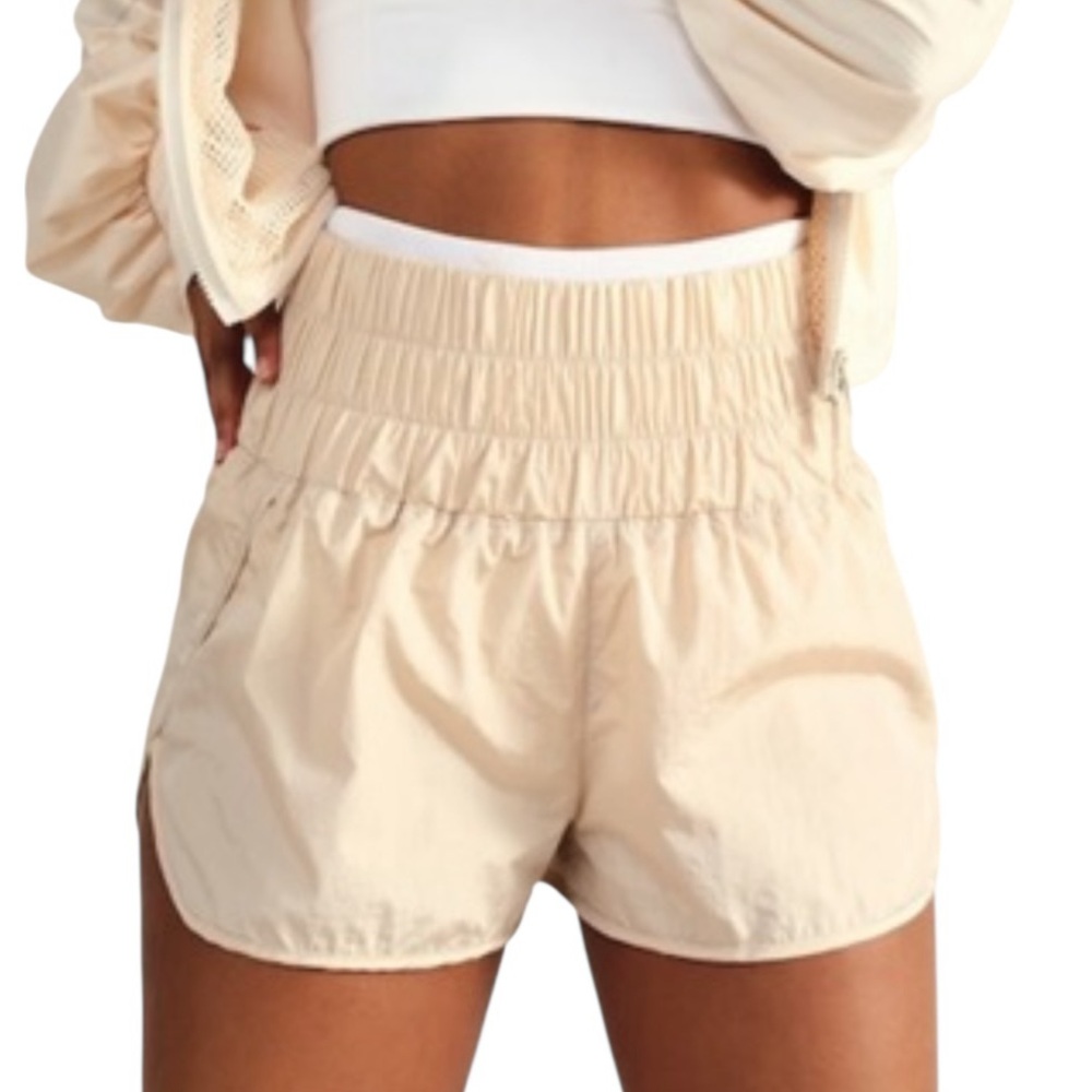 FREE PEOPLE MOVEMENT: NWT The Way Home Cream Color Shorts - Size Small